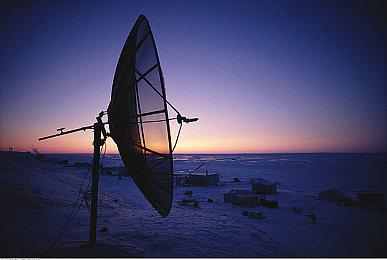 《赛博朋克2077》和《巫师3》次世代主机版更新延期至2022年